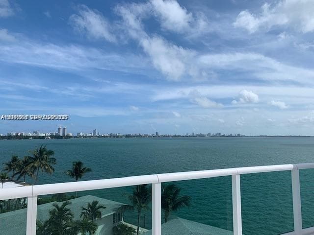 2000 Bay Dr # 403, Miami Beach FL 33141 photo 2