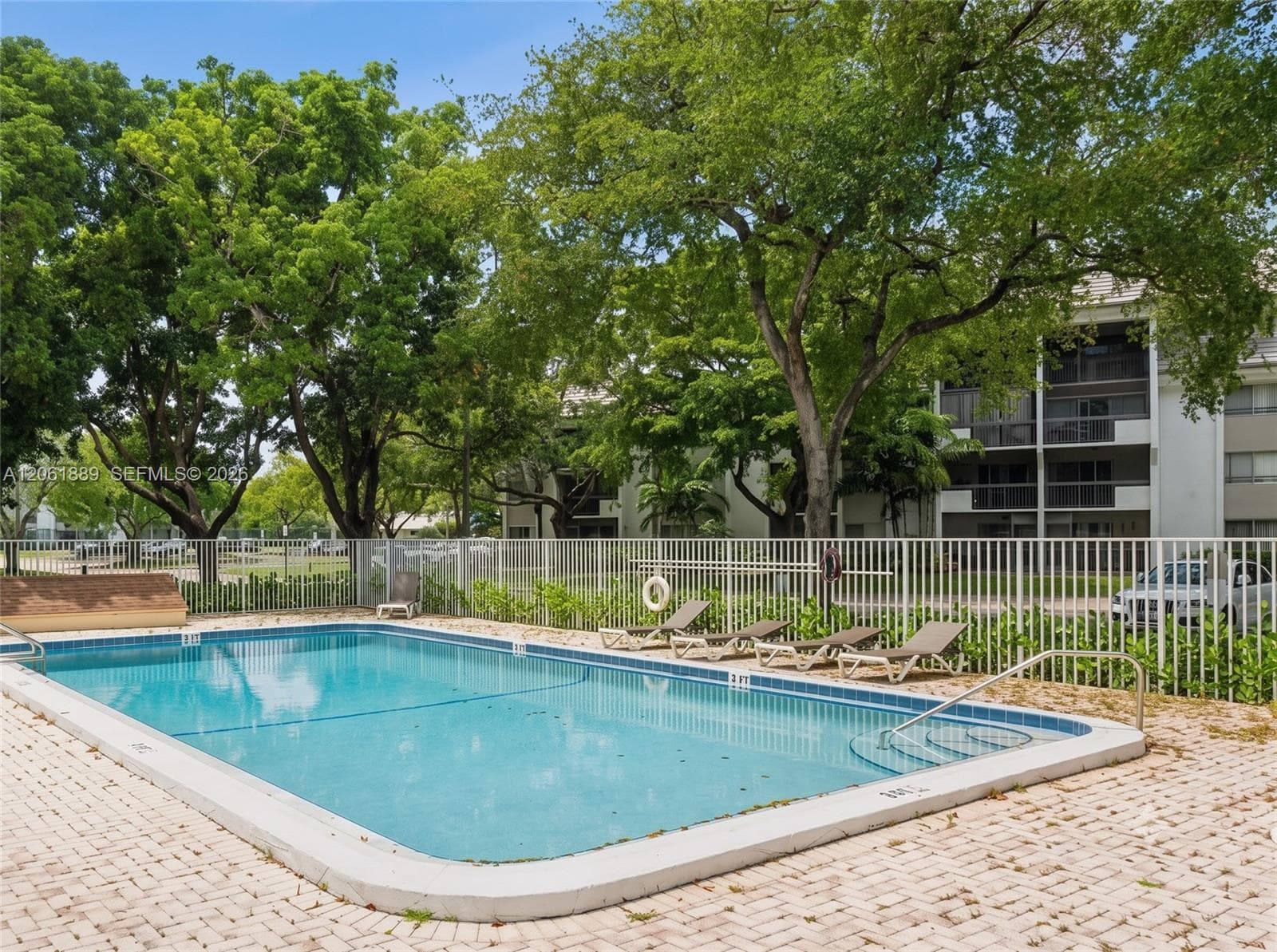 731 N Pine Island Rd # 102, Plantation FL 33324