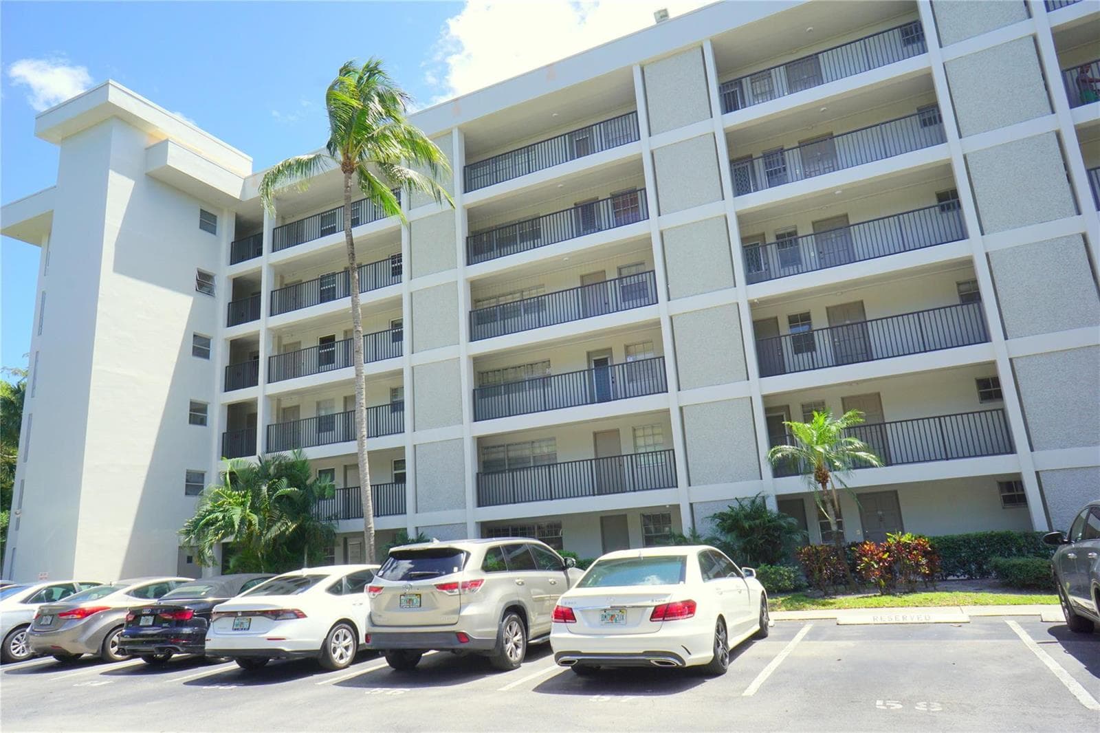 2600 S COURSE Drive # 410, Pompano Beach FL 33069