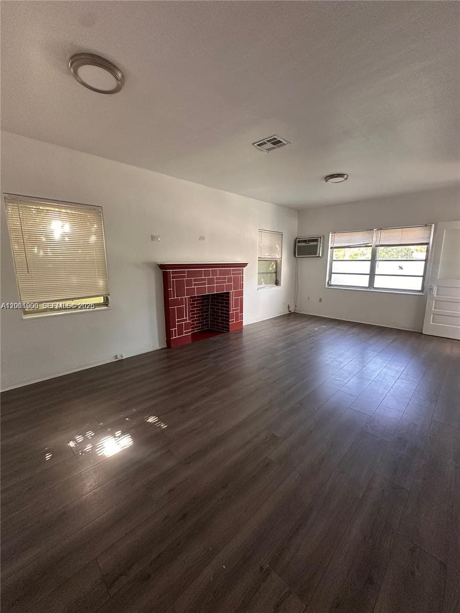 1836 NW 33rd St, Miami FL 33142 photo 5