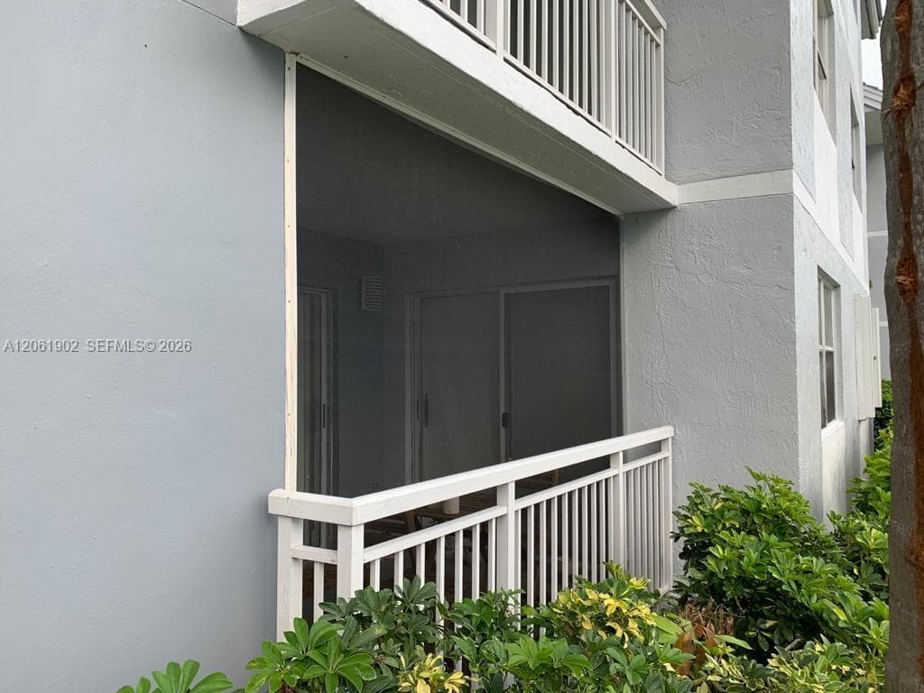8600 SW 212th St # 108, Cutler Bay, FL 33189 photo 4
