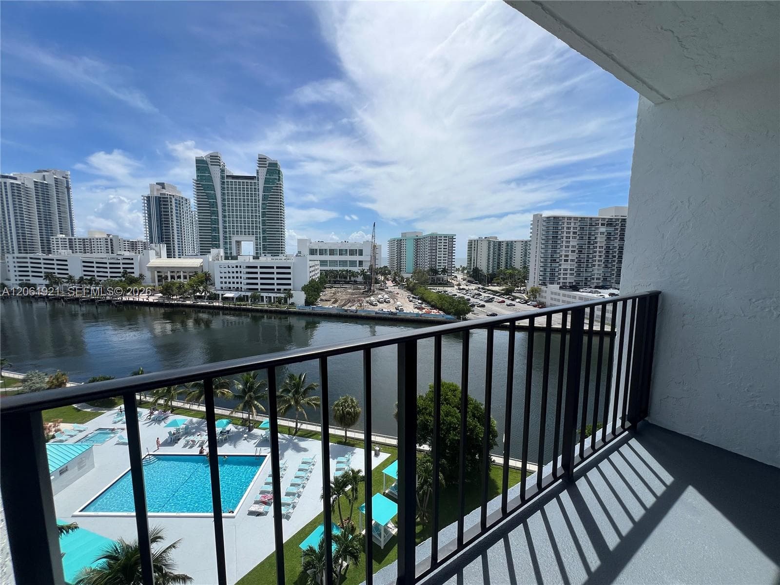 200 Leslie Dr # 1017, Hallandale Beach FL 33009 photo 3