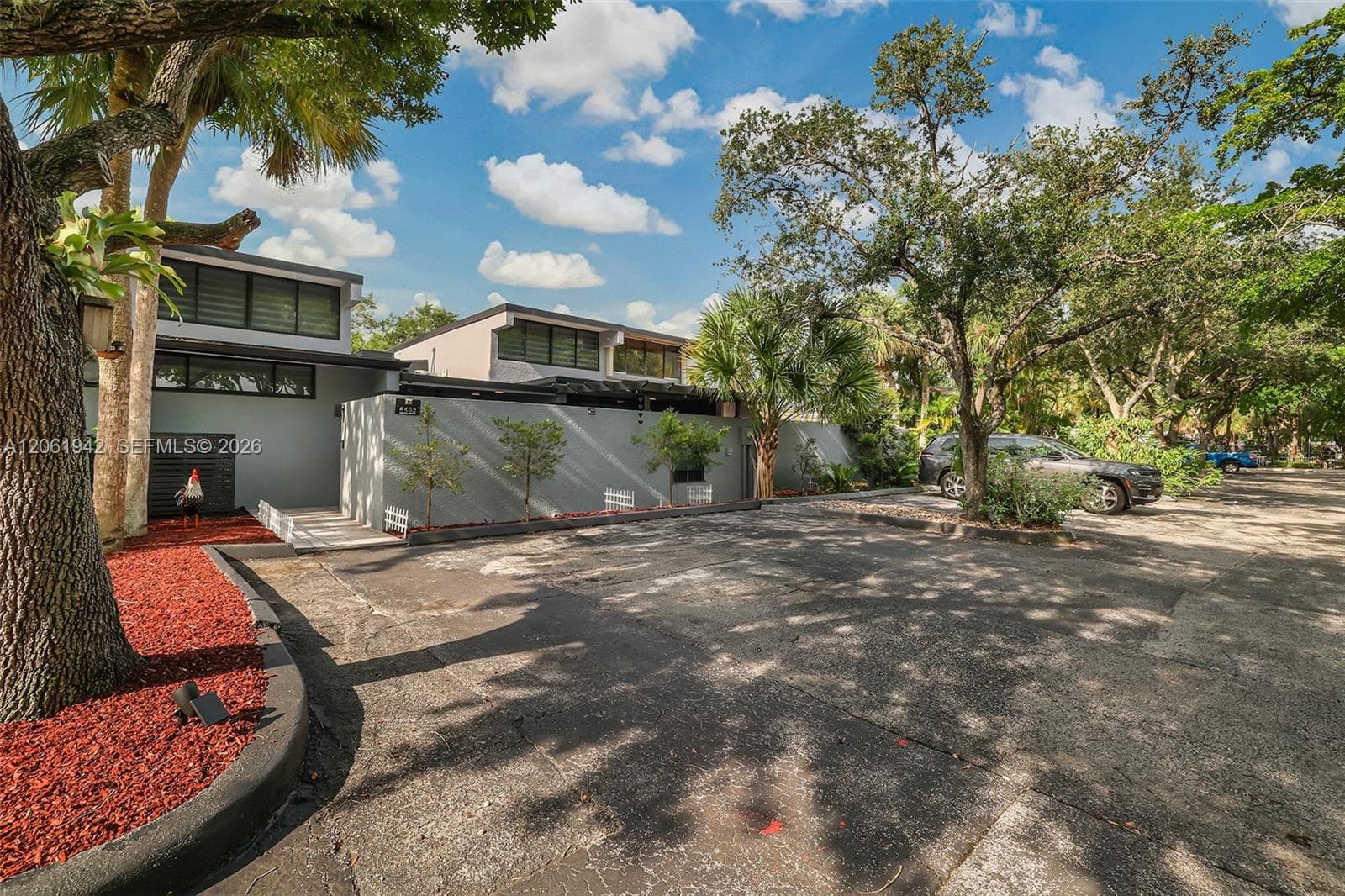 6402 Windmill Gate Rd, Miami Lakes FL 33014 photo 3