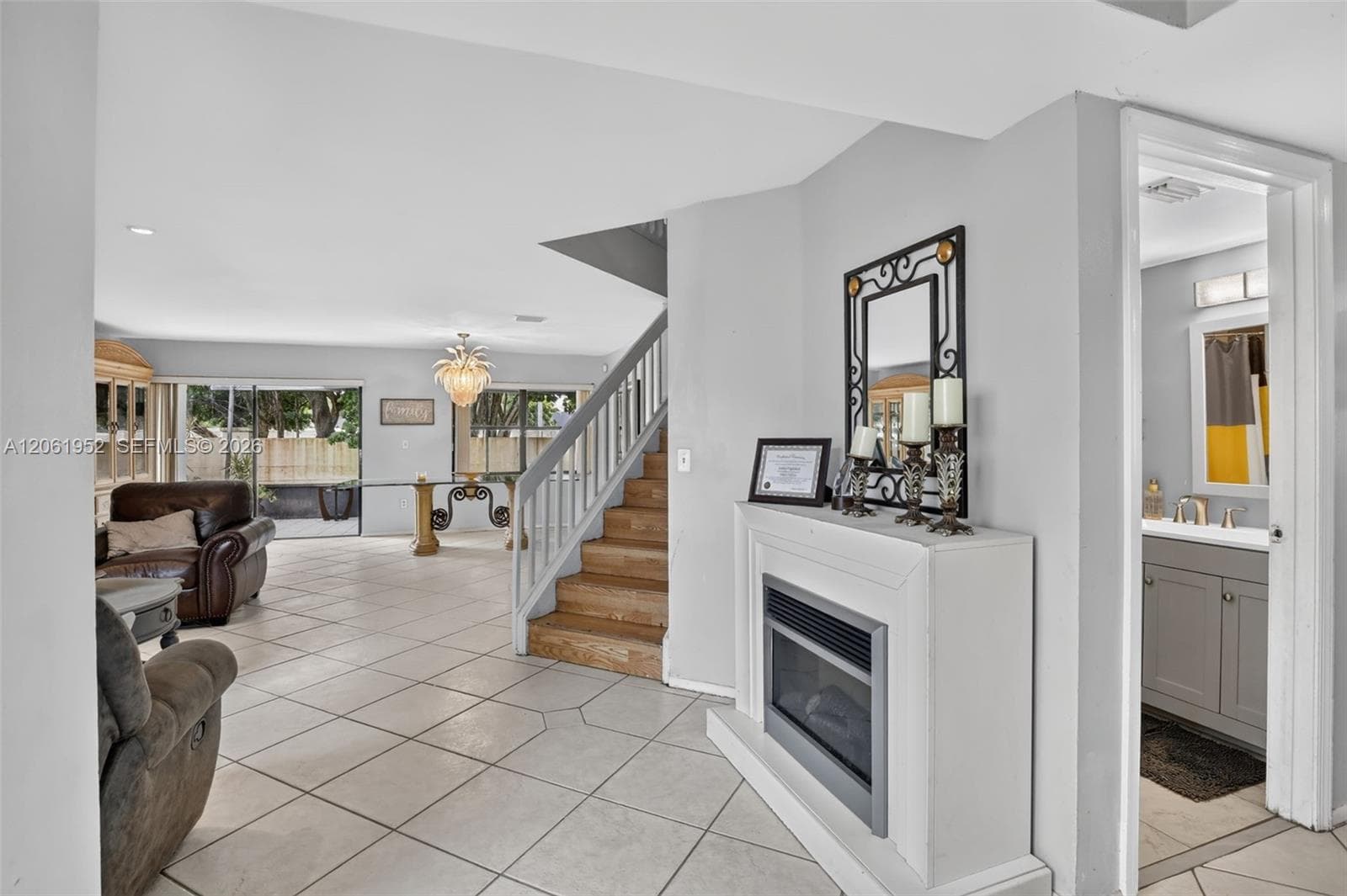 1580 SW 87th Ter, Pembroke Pines FL 33025 photo 4