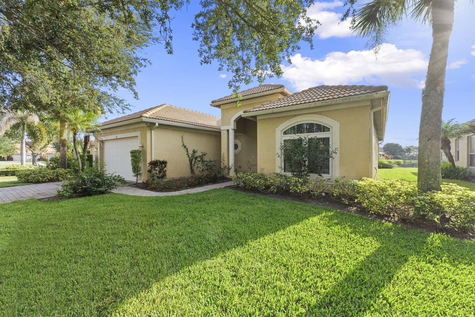 411 NW Sheffield Circle, Port St. Lucie FL 34983 photo 2