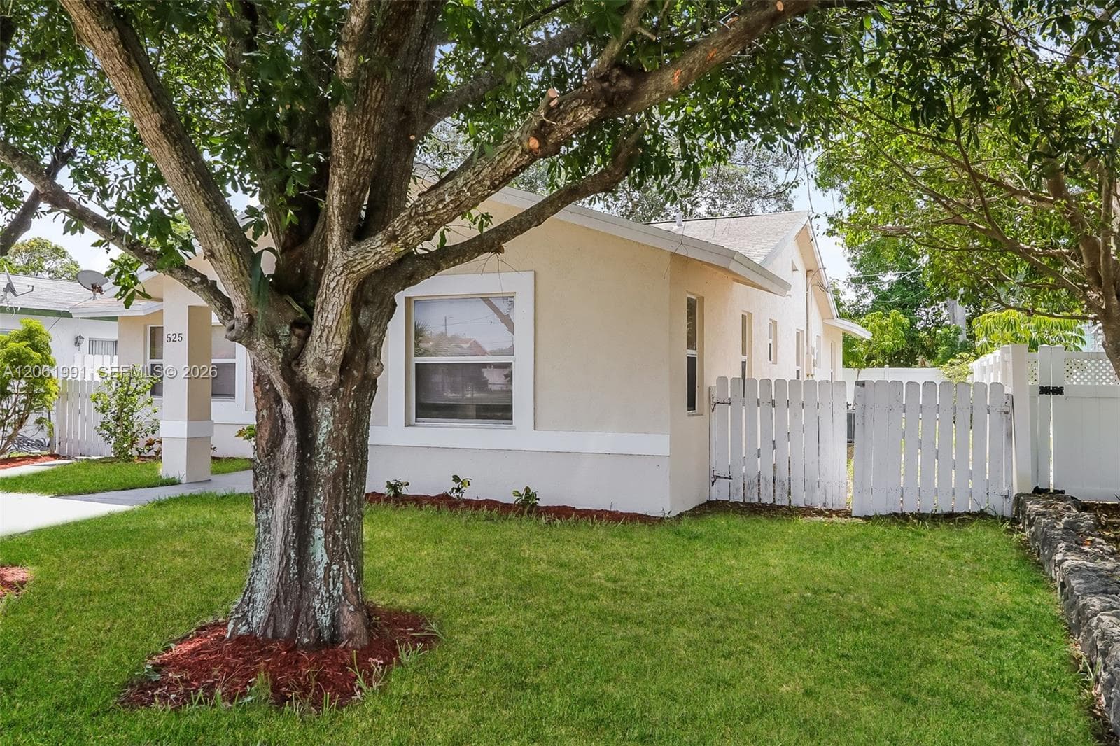 525 20th Ave N, Lake Worth FL 33460 photo 3