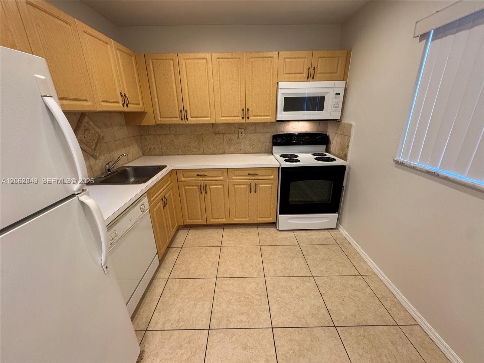 7700 Camino Real # 407, Miami FL 33143