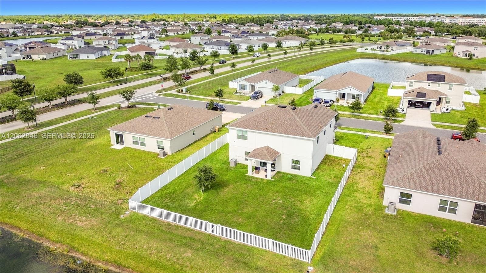 246 ZIRCON ROAD, Kissimmee FL 34758 photo 3