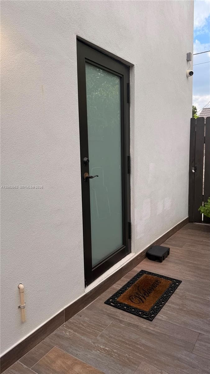 10370 SW 24th St # B, Miami, FL 33165 photo 3