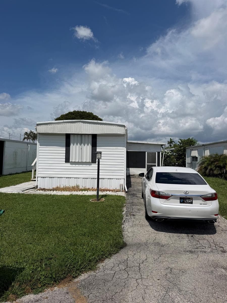 5251 SW 22ND Avenue, Dania Beach FL 33312