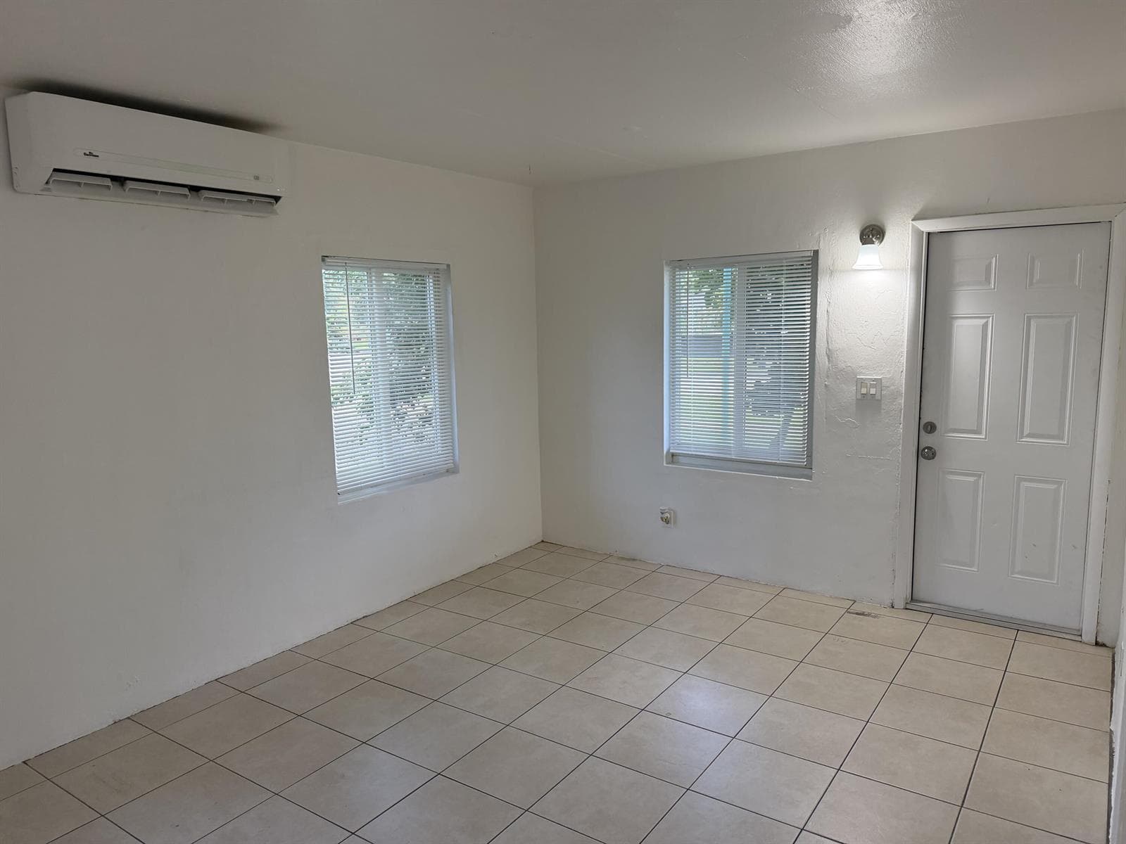 1444 NW 4TH Street, Fort Lauderdale FL 33311 photo 5