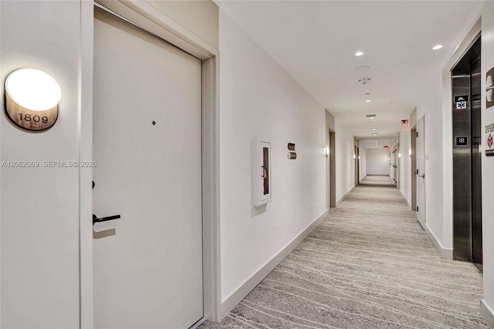 580 72nd St # 1809, Miami Beach, FL 33141 photo 2