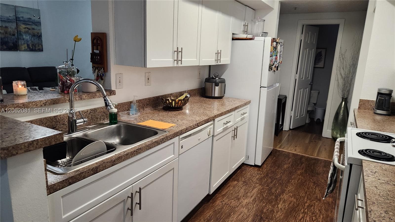 11601 SW 2nd St # 21202, Pembroke Pines FL 33025 photo 5