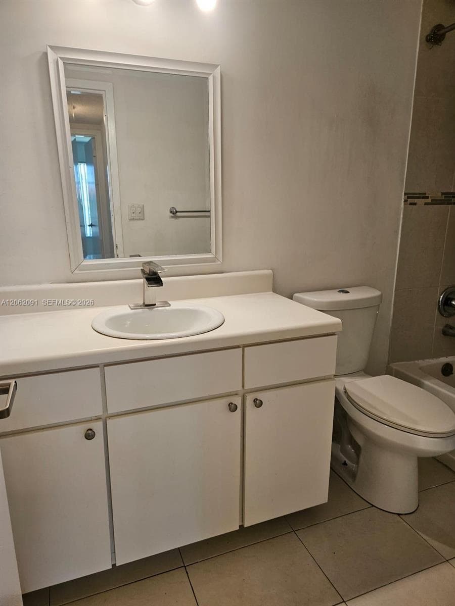 4900 NW 79th Ave # 206, Doral FL 33166 photo 4