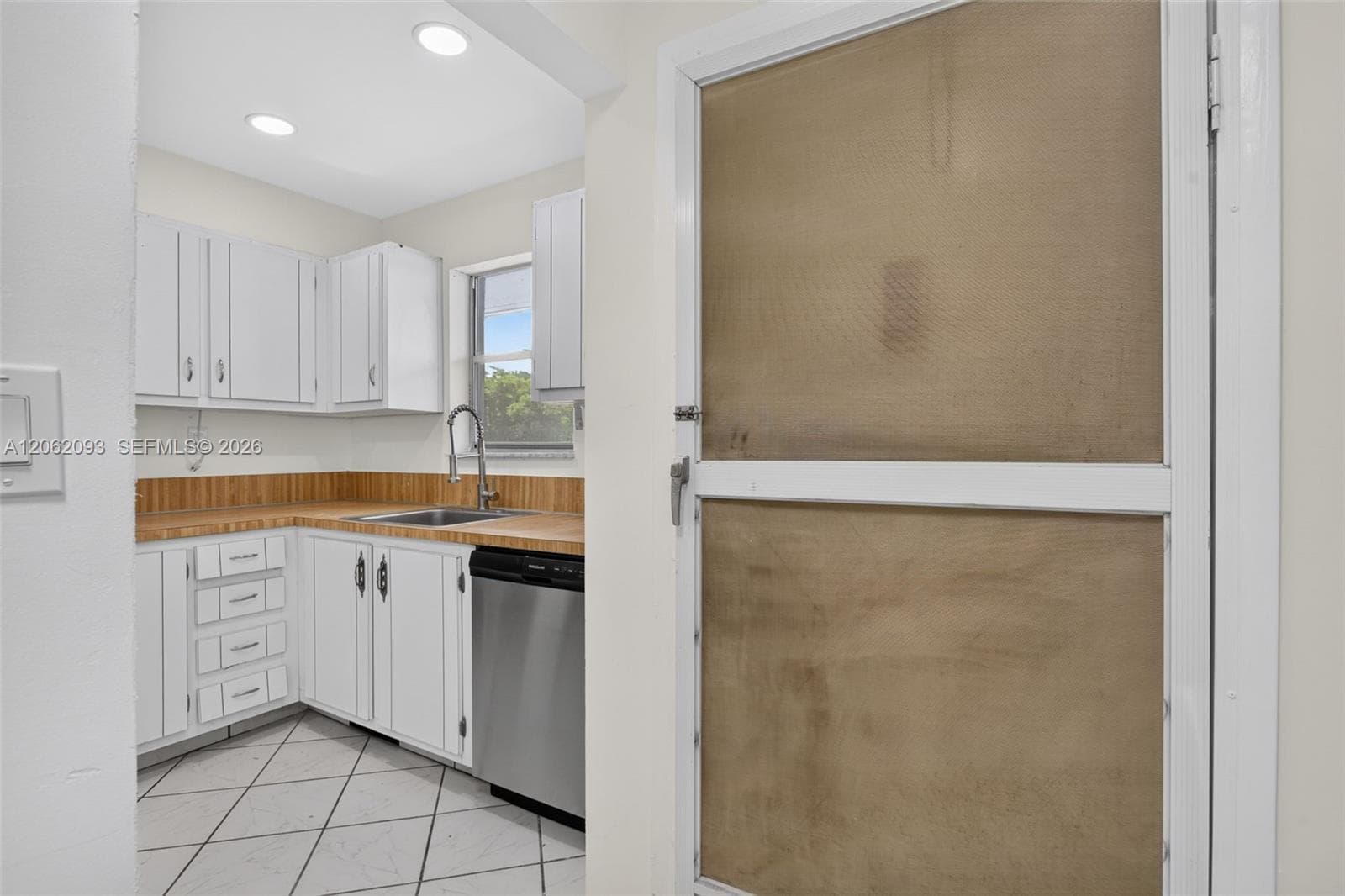 6080 NW 44th St # 410, Lauderhill FL 33319 photo 5