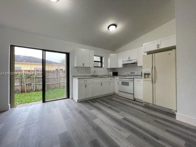 28393 SW 140th Pl, Homestead FL 33033 photo 3