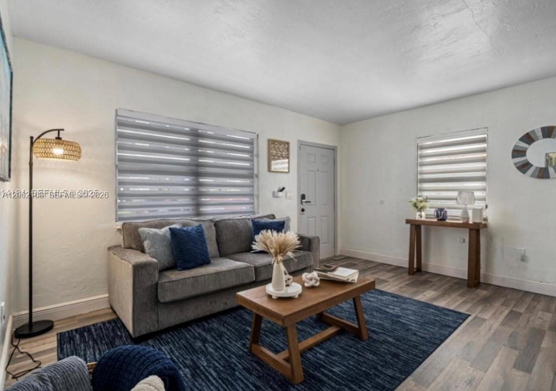 1021 NW 37th Ave, Miami, FL 33125 photo 5