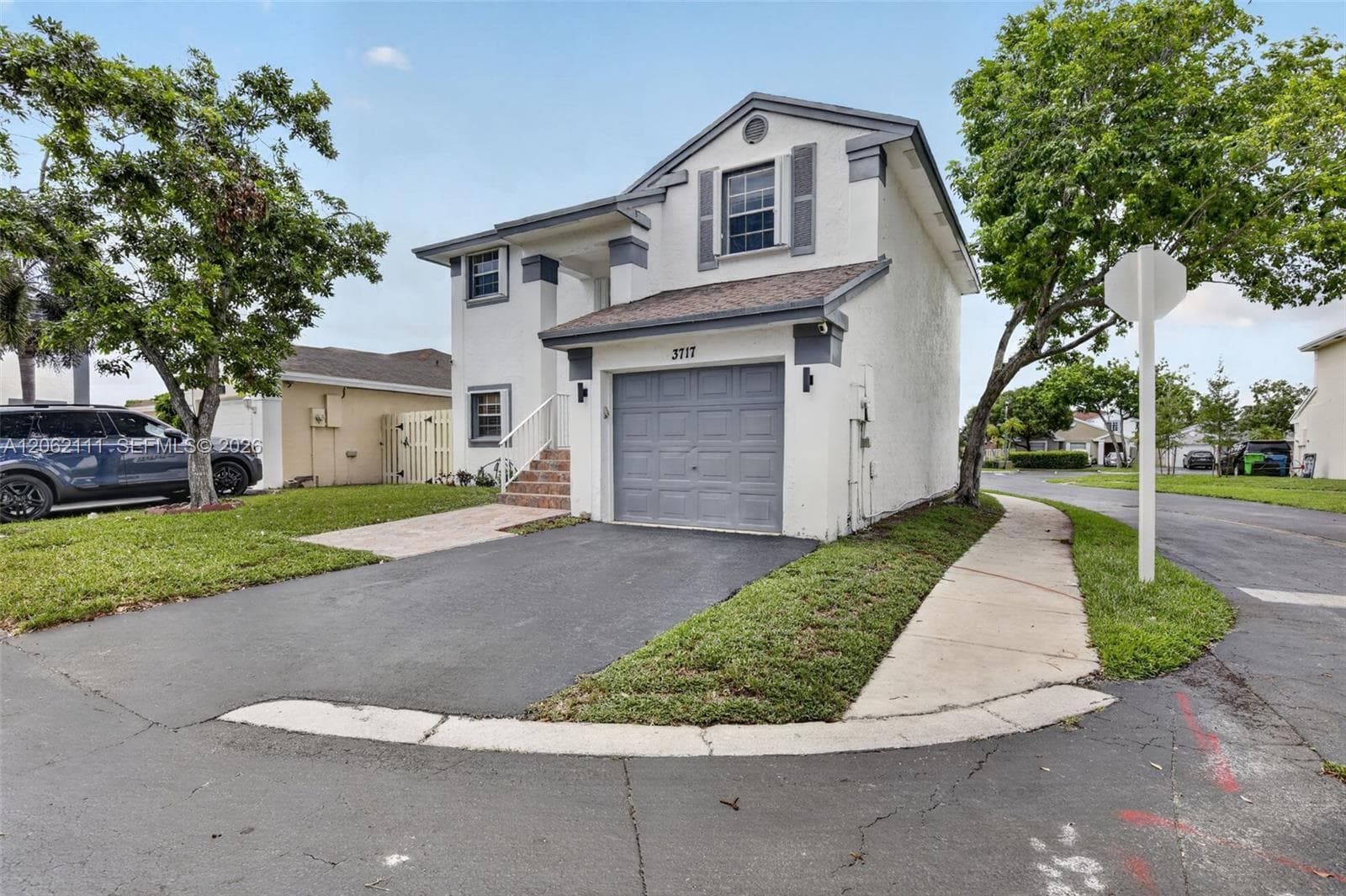 3717 NW 107th Way, Sunrise FL 33351 photo 2