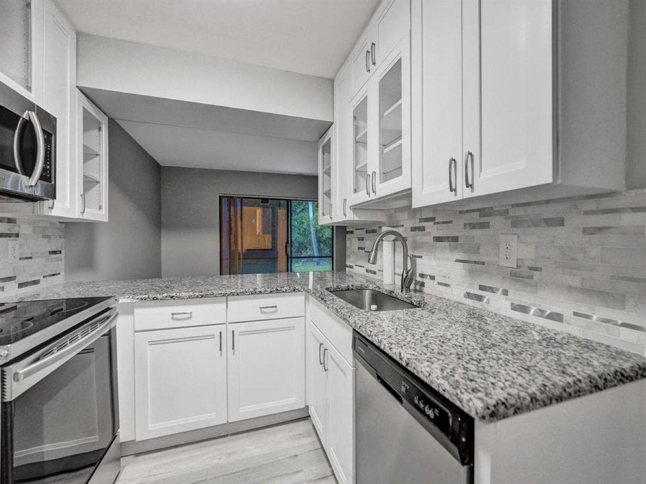 9845 RIVERSIDE Drive # 28, Coral Springs FL 33071 photo 5