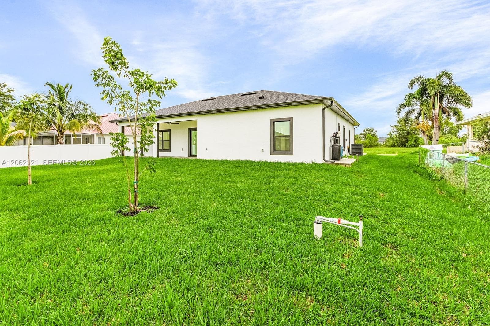 1630 NE 17th Terrace, Other City - In The State Of Florida FL 33909 photo 4