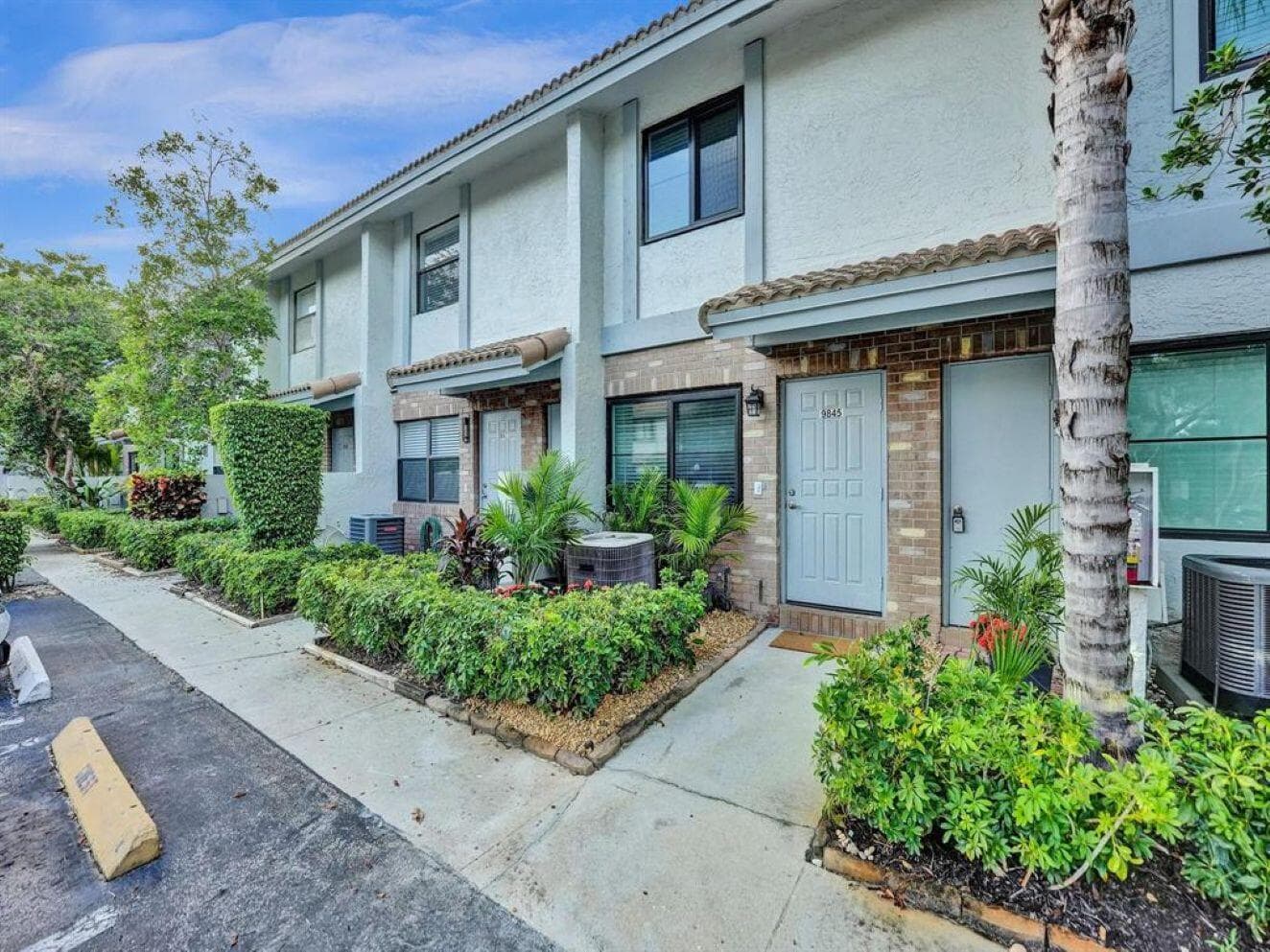 9845 RIVERSIDE Drive # 28, Coral Springs FL 33071 photo 2