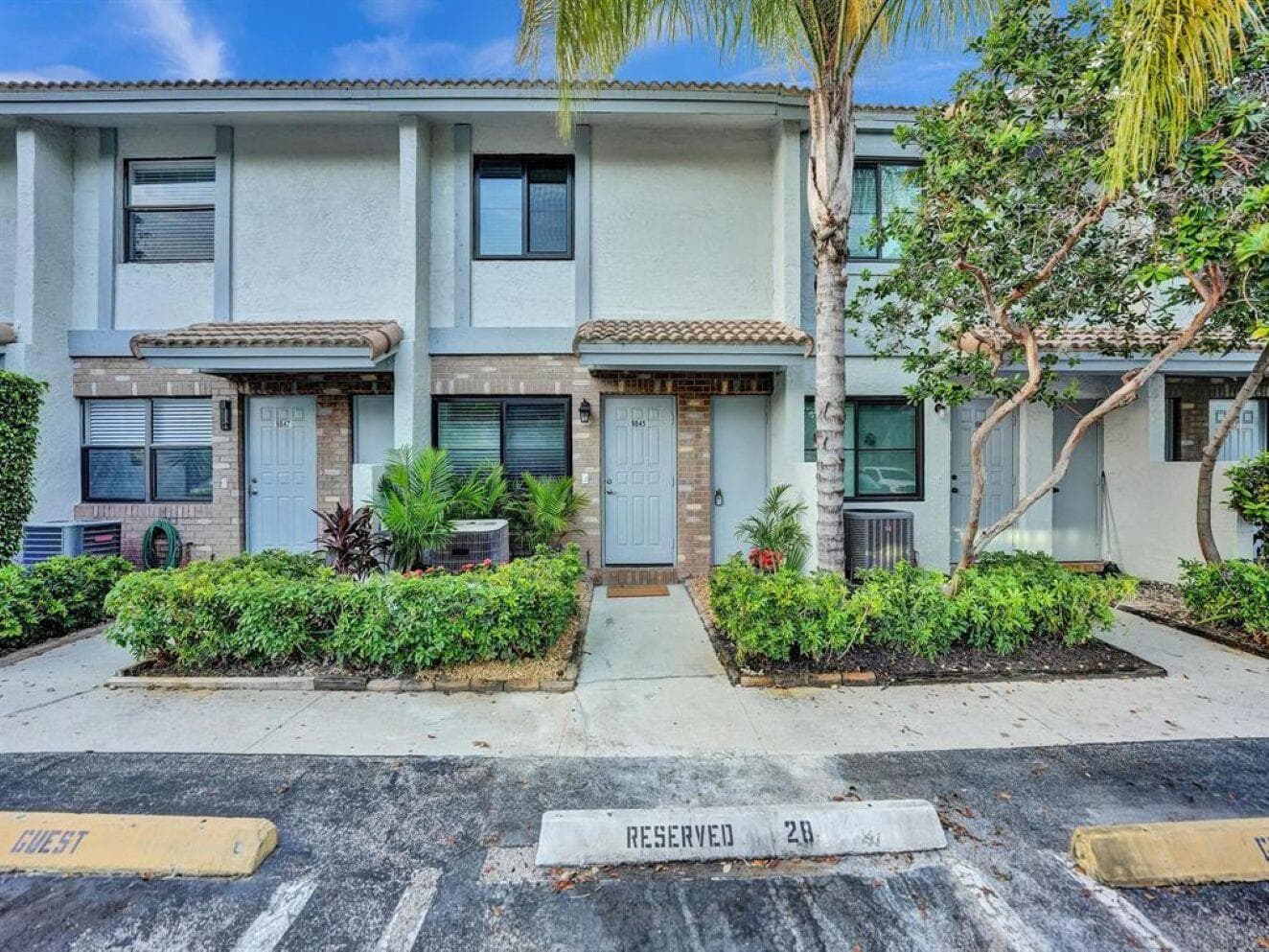 9845 RIVERSIDE Drive # 28, Coral Springs FL 33071