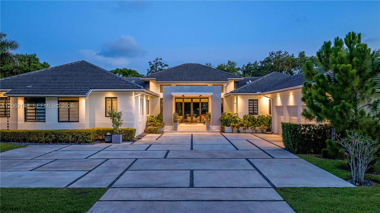 7830 SW 117th St, Pinecrest FL 33156