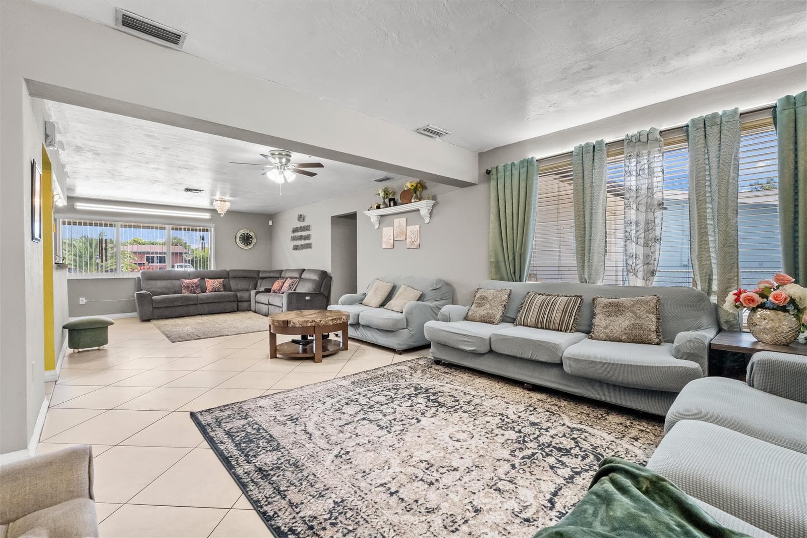 8460 NW 15TH Street, Pembroke Pines FL 33024 photo 3