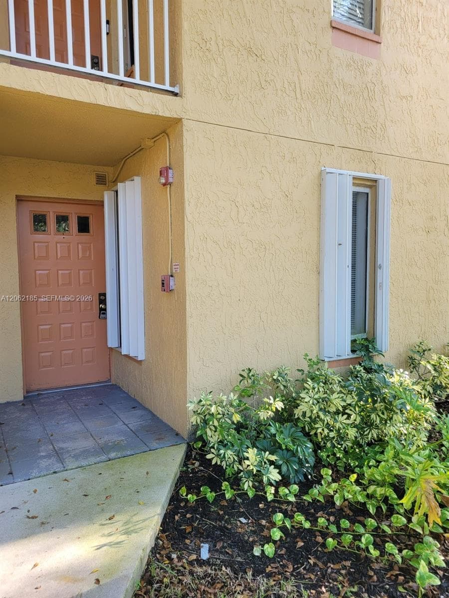 1186 Coral Club Dr # 1186, Coral Springs FL 33071 photo 4