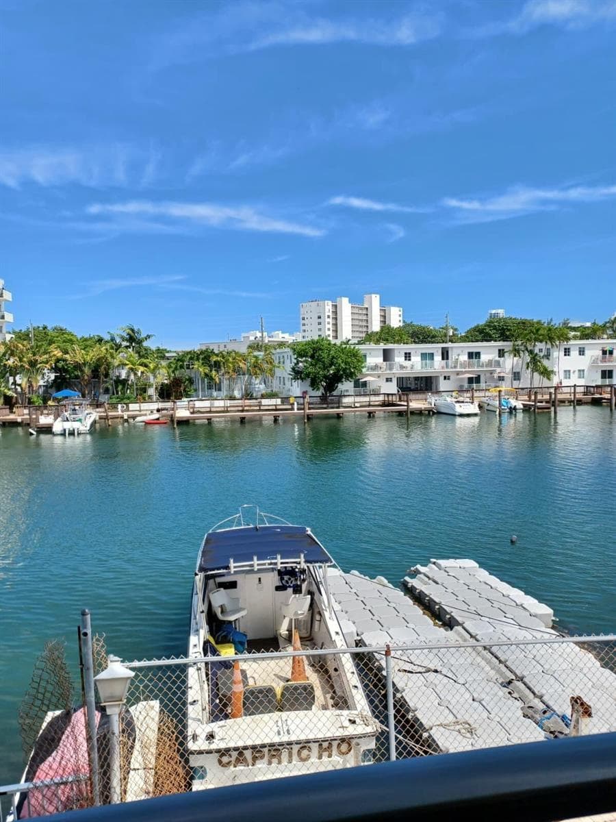 8001 N CRESPI Boulevard # 2C, Miami Beach FL 33141 photo 5