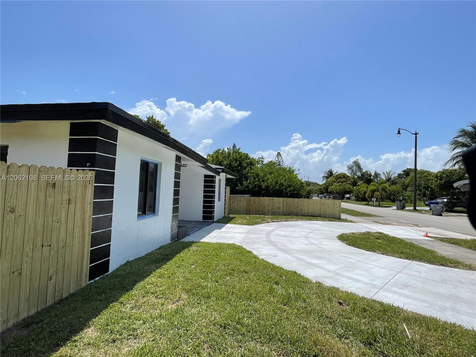 2514 NW 4th St, Pompano Beach FL 33069 photo 4