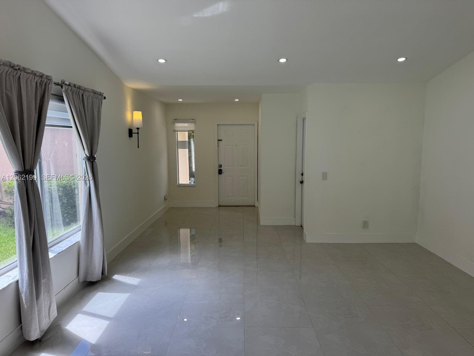 1133 Alexander Bnd, Weston FL 33327 photo 2