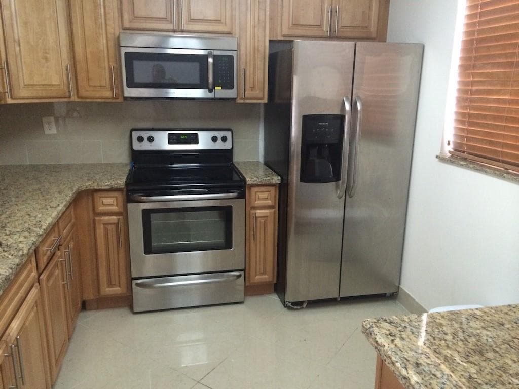 485 N Pine Island Road # 201A, Plantation FL 33324 photo 2