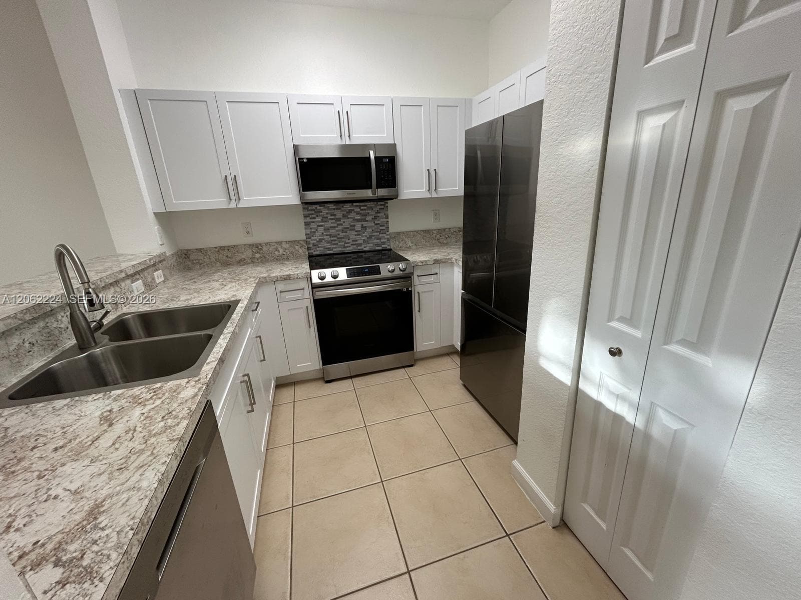 9257 SW 227th St # 26, Cutler Bay, FL 33190 photo 5