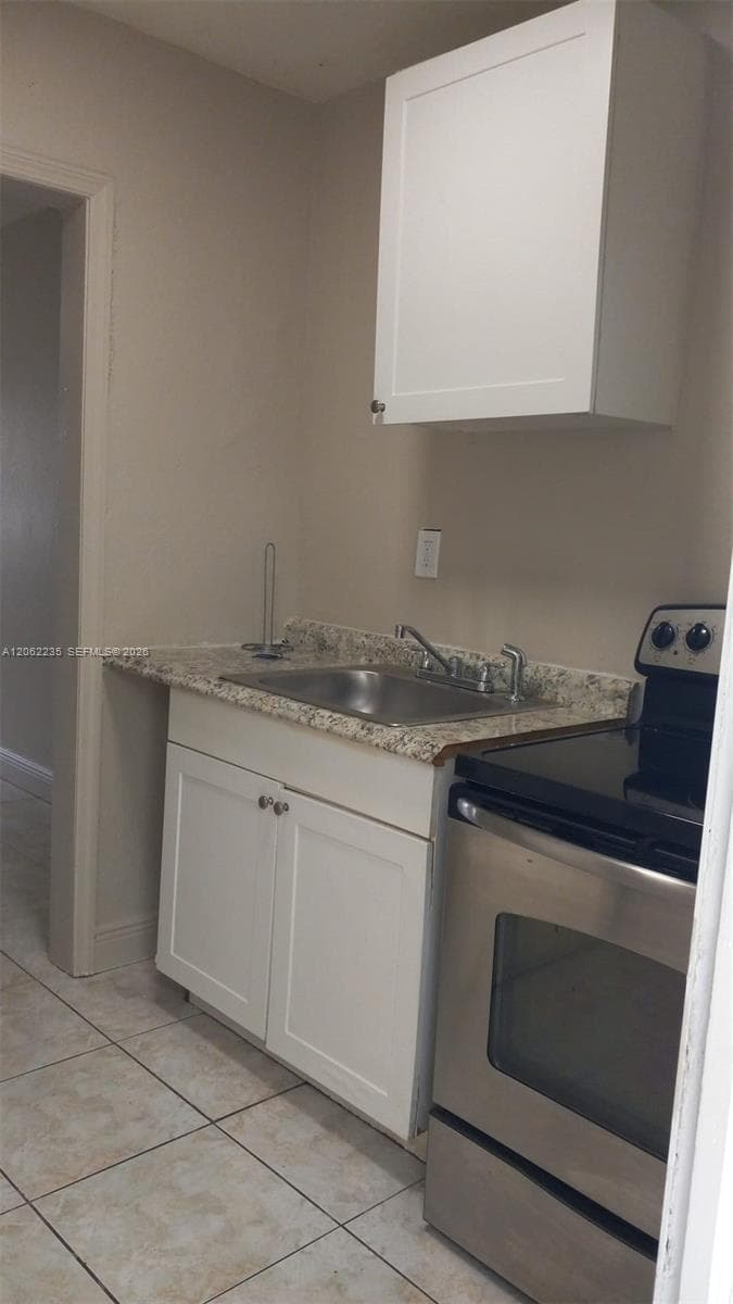 1462 NW 2nd Ave # 2, Florida City FL 33034 photo 3