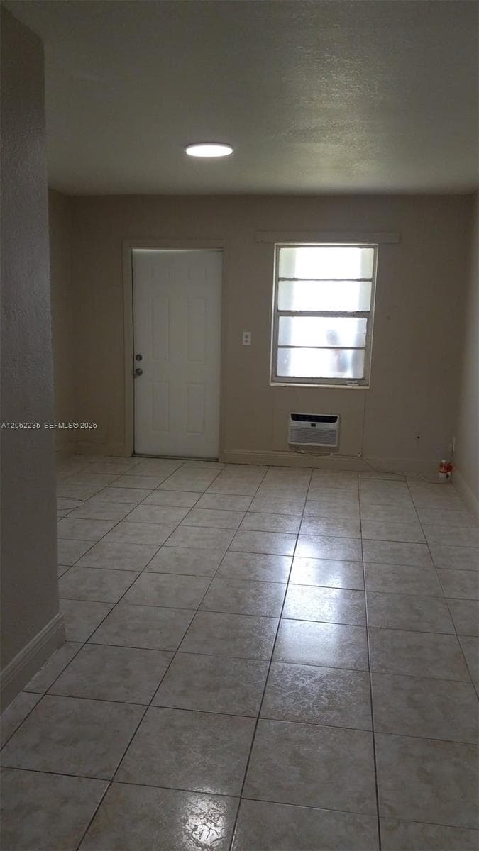 1462 NW 2nd Ave # 2, Florida City FL 33034 photo 4