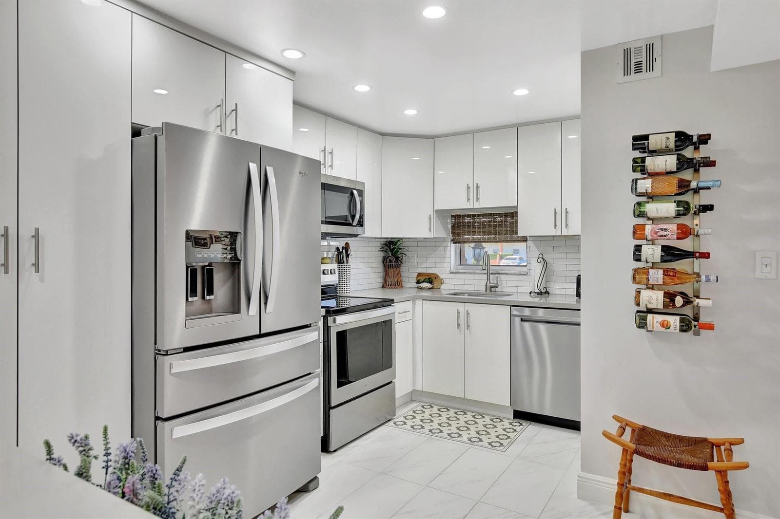 700 S HOLLYBROOK Drive # 104, Pembroke Pines FL 33025