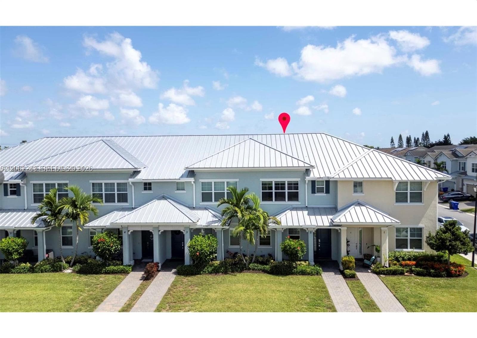 1240 Eucalyptus Dr # 2, Hollywood FL 33021 photo 4