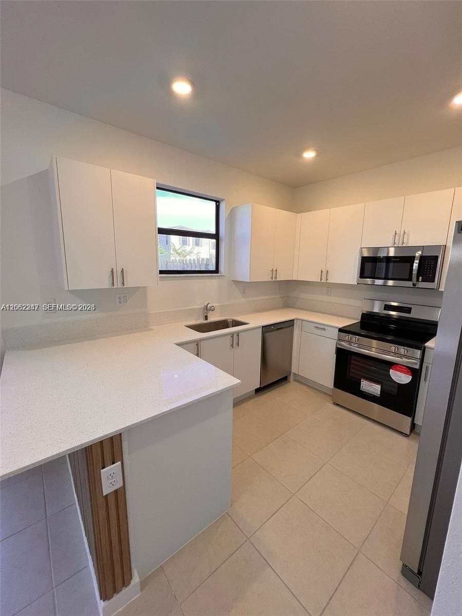 23055 SW 129th Ct, Miami FL 33170 photo 4