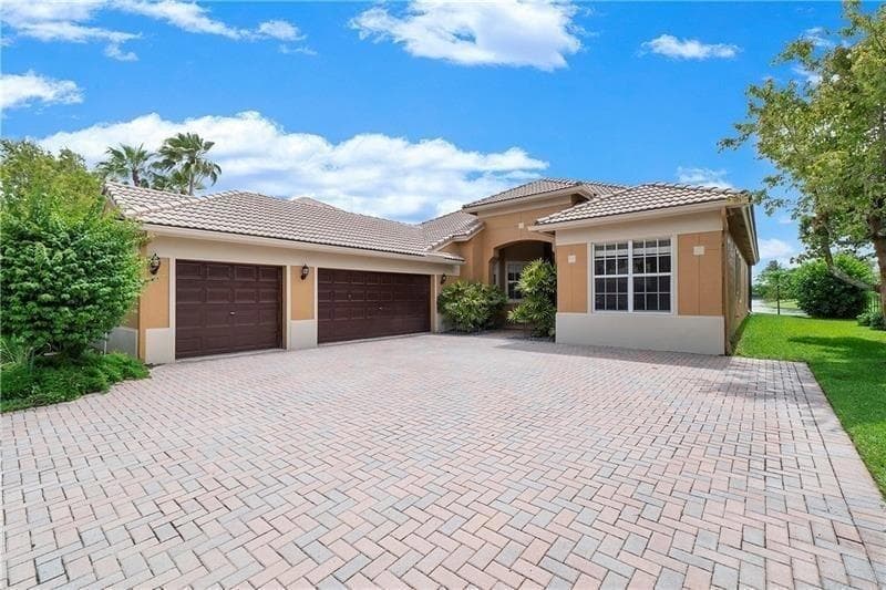 7008 NW 111TH Terrace, Parkland FL 33076