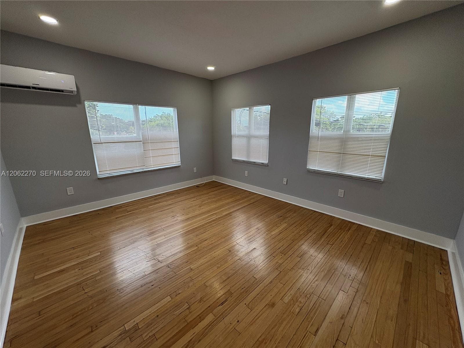 3237 SW 4th St # 9, Miami, FL 33135 photo 2