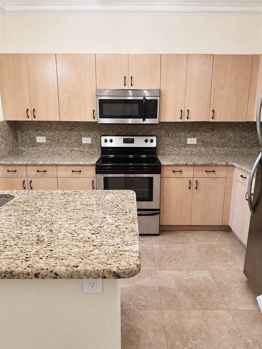533 NE 3rd Ave # 320, Fort Lauderdale FL 33301 photo 3