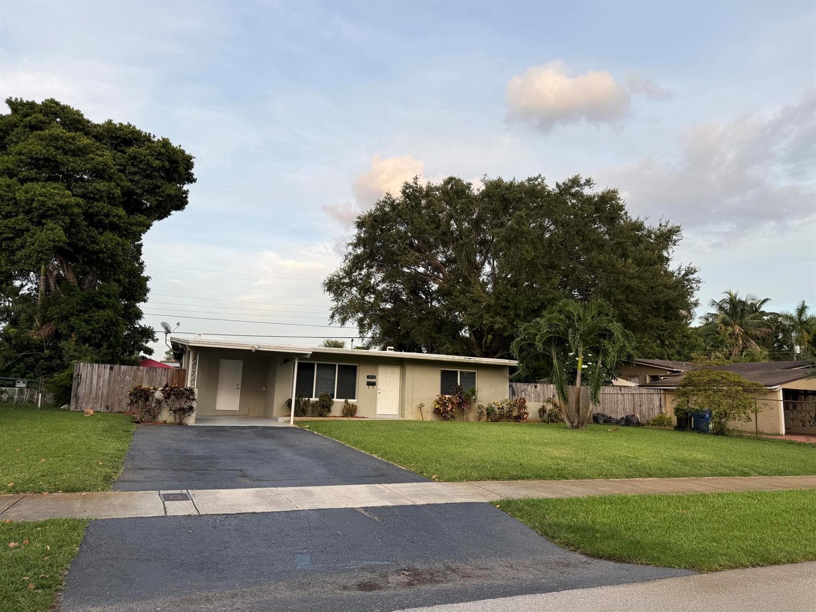 2316 SW 35TH Avenue, Fort Lauderdale FL 33312 photo 4