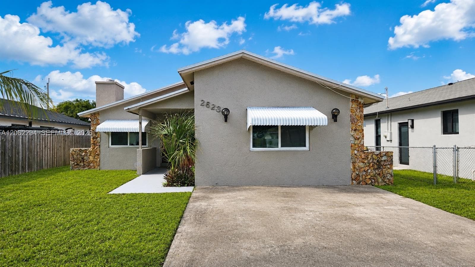 2623 Harding St, Hollywood FL 33020