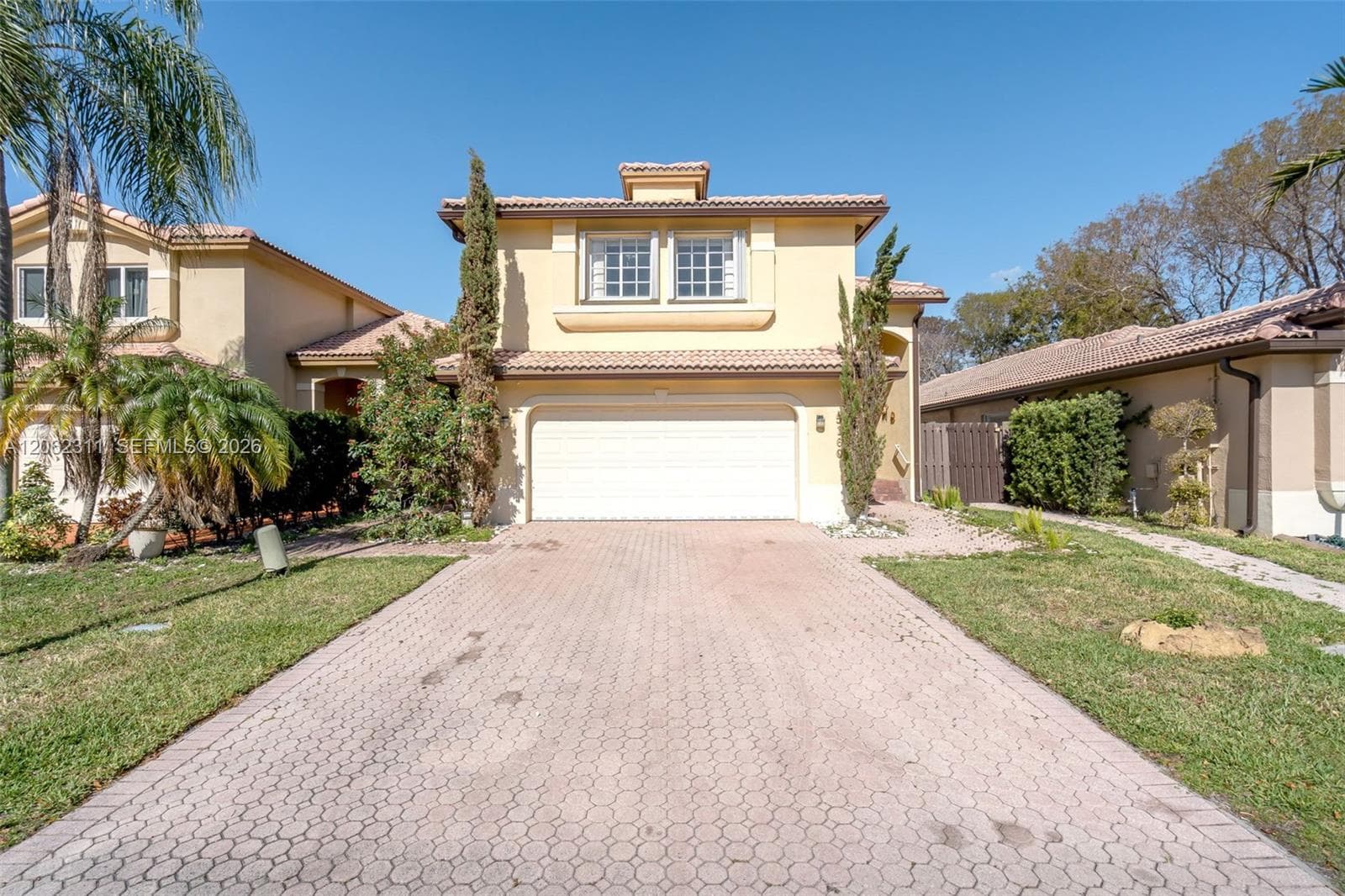 5160 NW 112th Ct, Doral FL 33178 photo 2