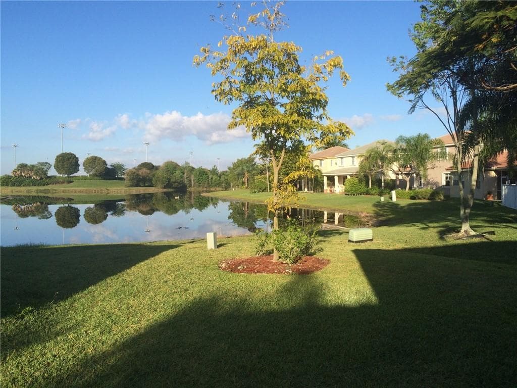 673 CONSERVATION Drive, Weston FL 33327 photo 3