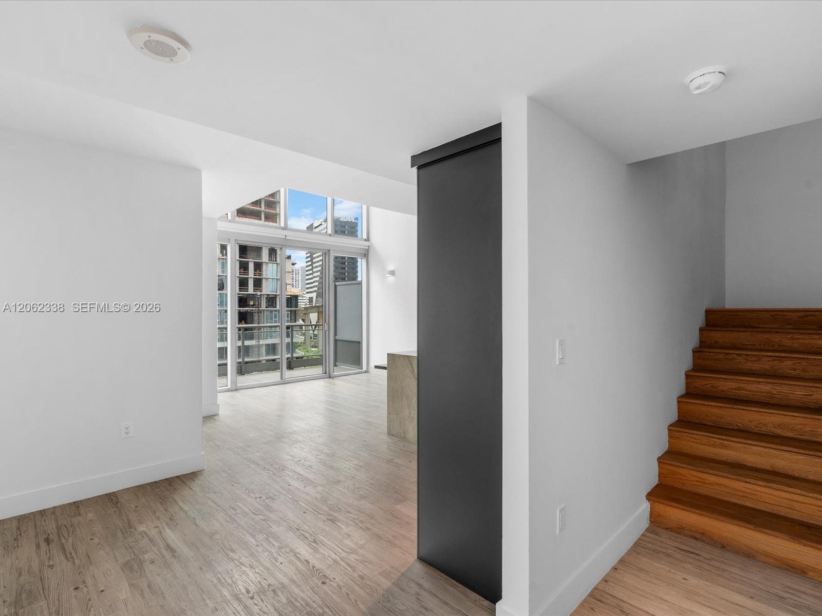 92 SW 3rd St # 704, Miami FL 33130 photo 2