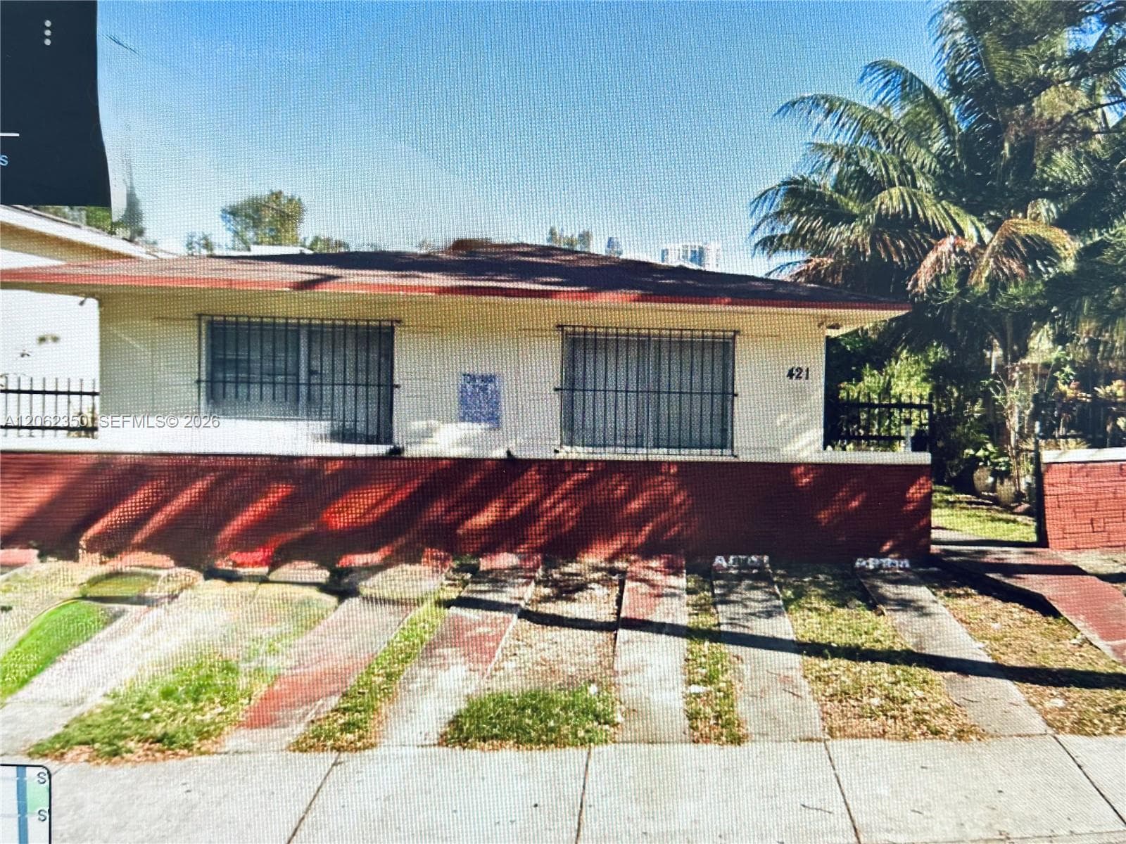 421 SW 9th Ave, Miami FL 33130