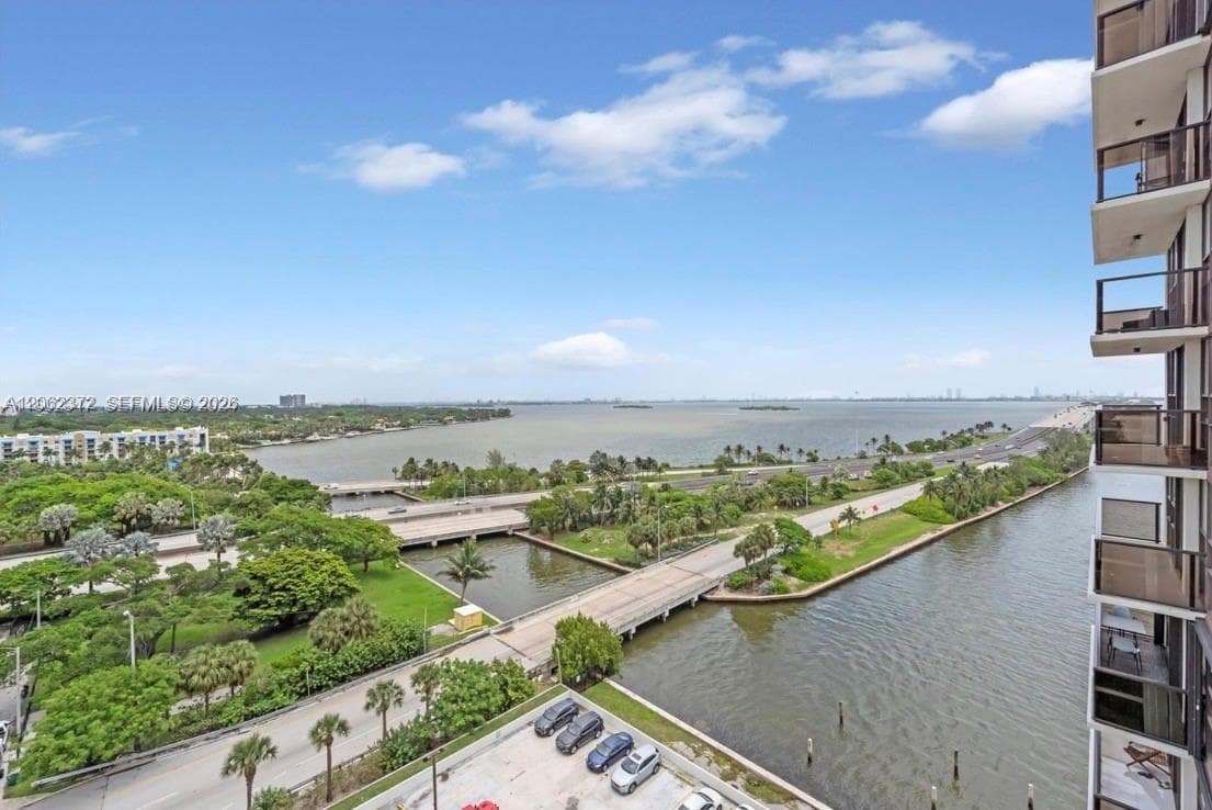 600 NE 36th St # 1214, Miami, FL 33137 photo 3