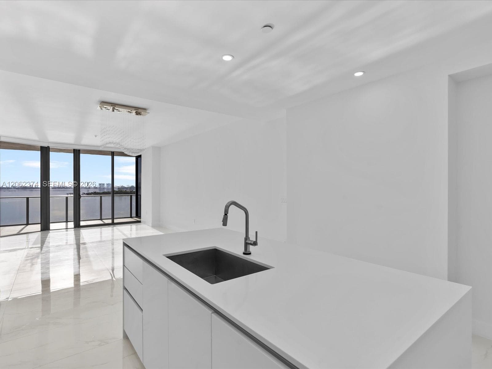700 NE 24th St # 503, Miami FL 33137 photo 2